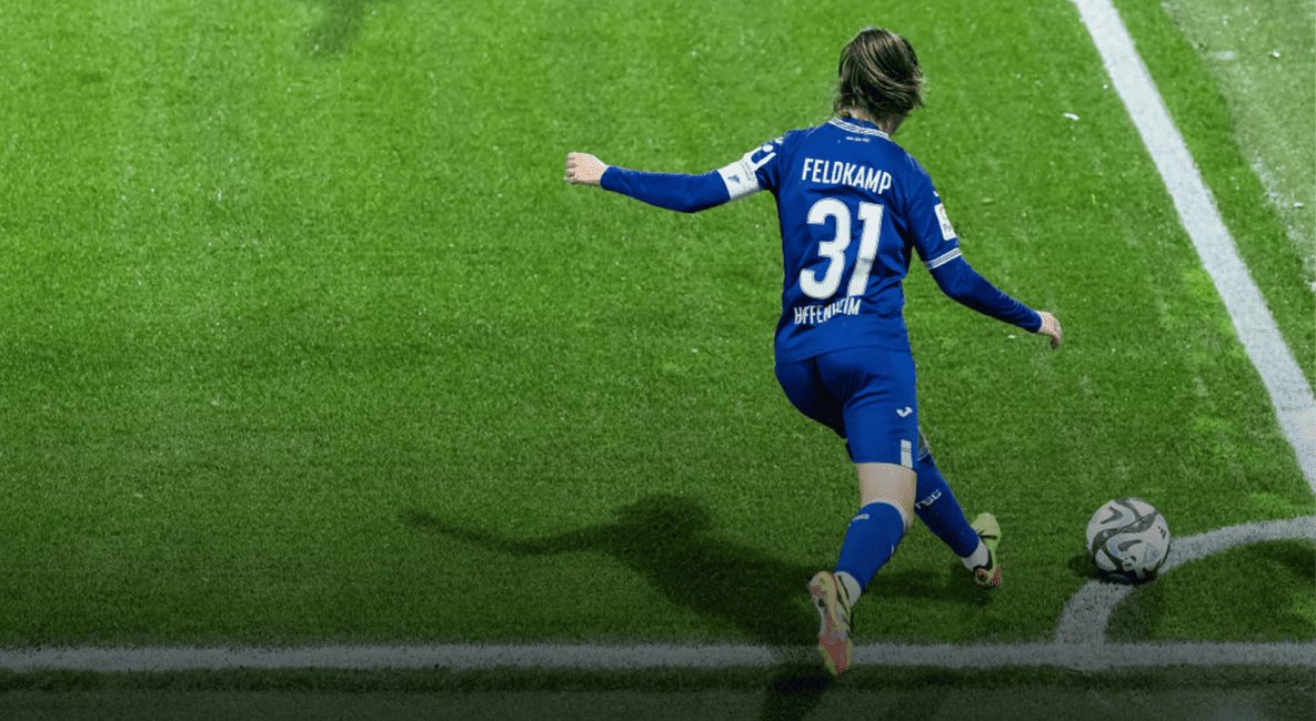 Что такое аут в футболе: угловой удар