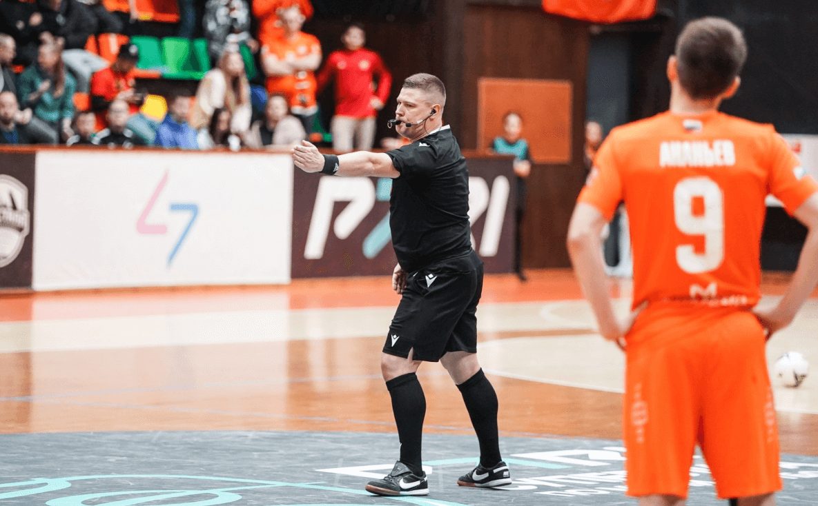 Судья в мини-футболе