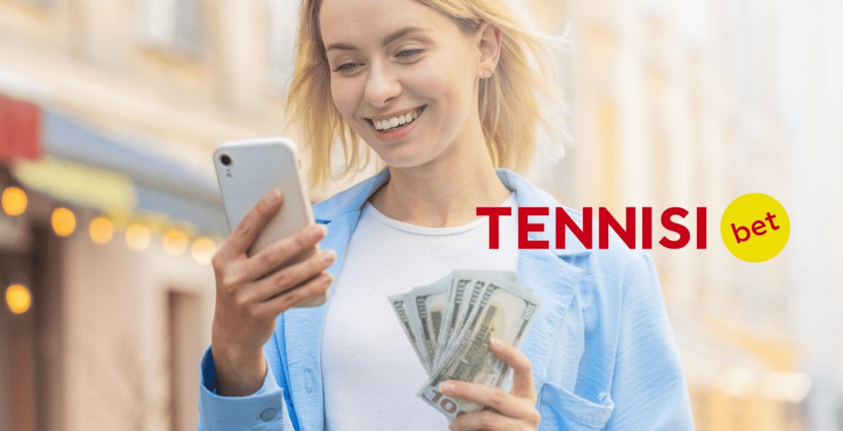 Как вывести средства с БК Тенниси: девушка выводит выигрыш